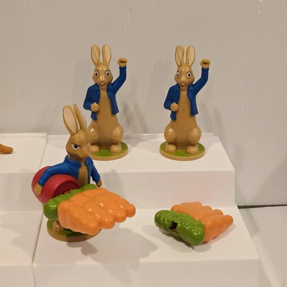 Peter Rabbit Beatrix Potter Figure Set - Picture 3 of 6